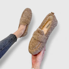 Elvaria | Chaussons chauds au design élégant